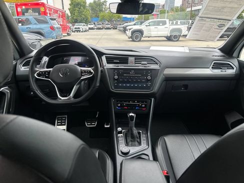 Used 2024 Volkswagen Tiguan SE R-Line AWD/4WD image 13