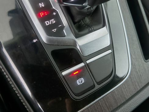 Used 2024 Audi Q5 2.0T Premium Plus image 25