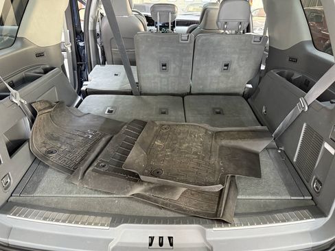Used 2019 Lincoln Navigator Reserve AWD/4WD image 11