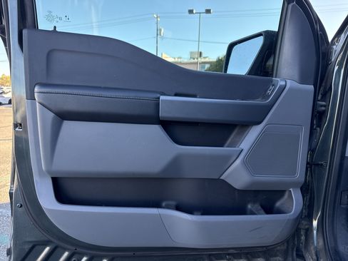 Used 2021 Ford F150 XLT w/ Trailer Tow Package image 12