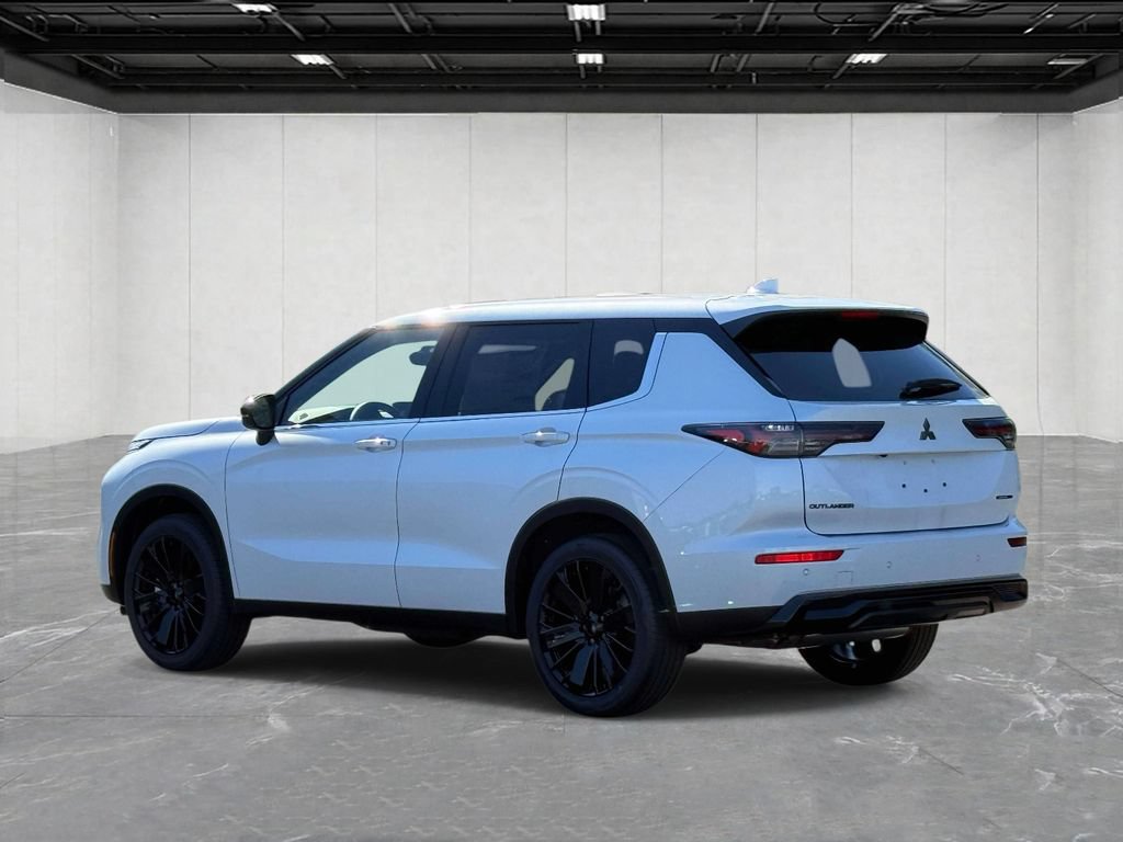 New 2026 Mitsubishi Outlander LE AWD/4WD image 6