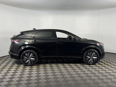 Used 2024 Nissan Ariya AWD image 7