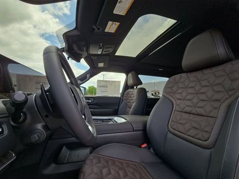 New 2026 Nissan Armada Platinum Reserve AWD/4WD image 7