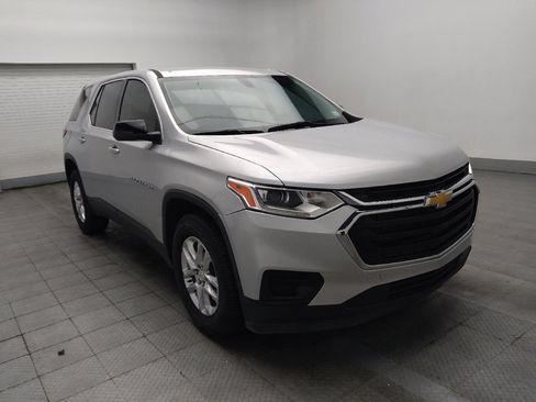 Used 2021 Chevrolet Traverse LS FWD image 13