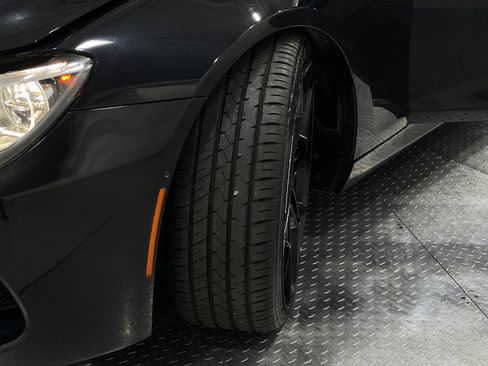 Used 2015 BMW M6 Convertible RWD image 35