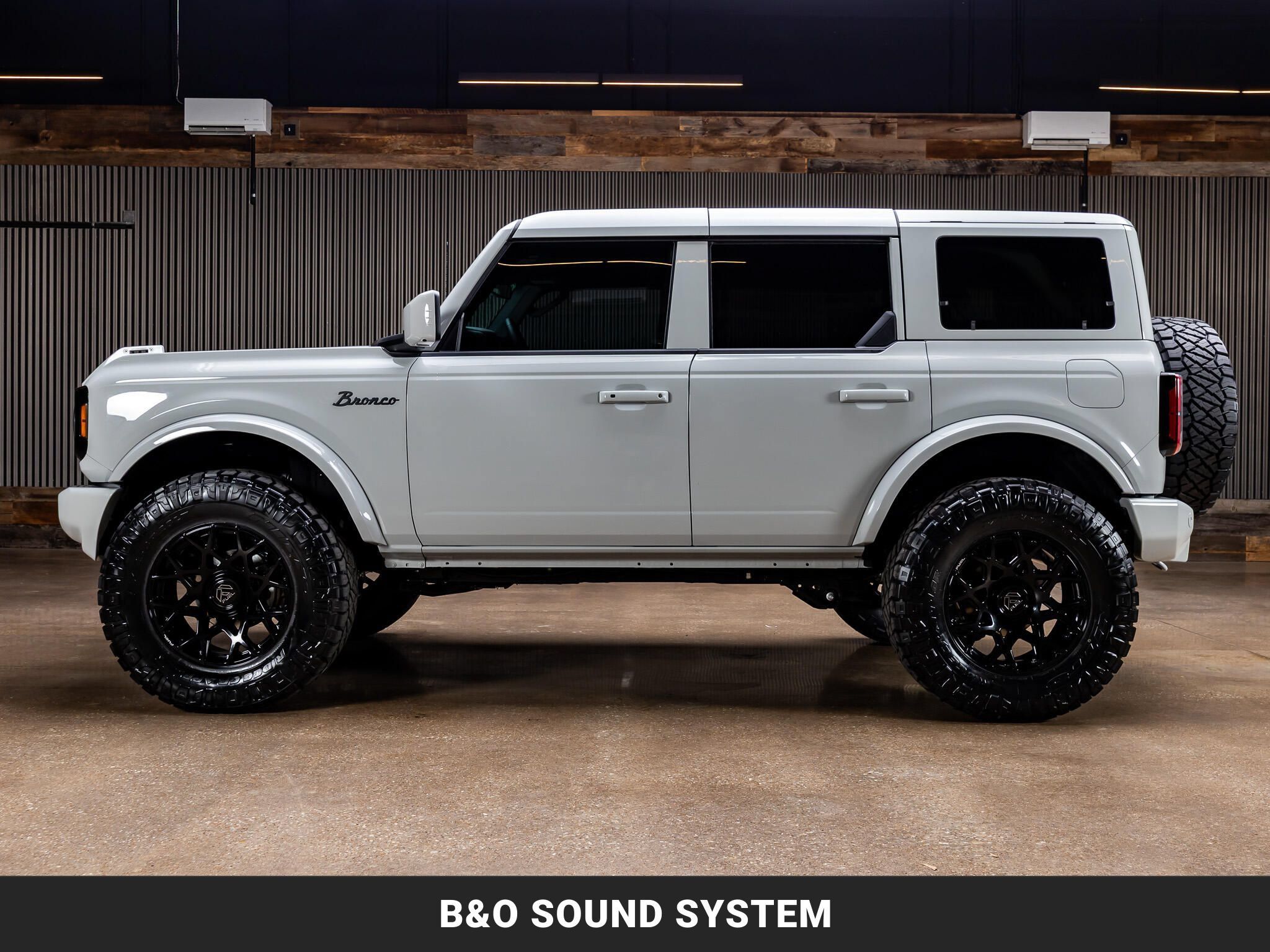 Used 2026 Ford Bronco Outer Banks AWD/4WD image 6