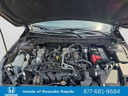 Used 2024 Nissan Altima 2.5 SV FWD image 20