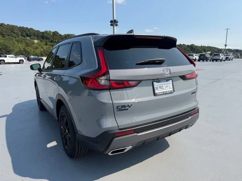 Certified 2026 Honda CR-V Sport image 9