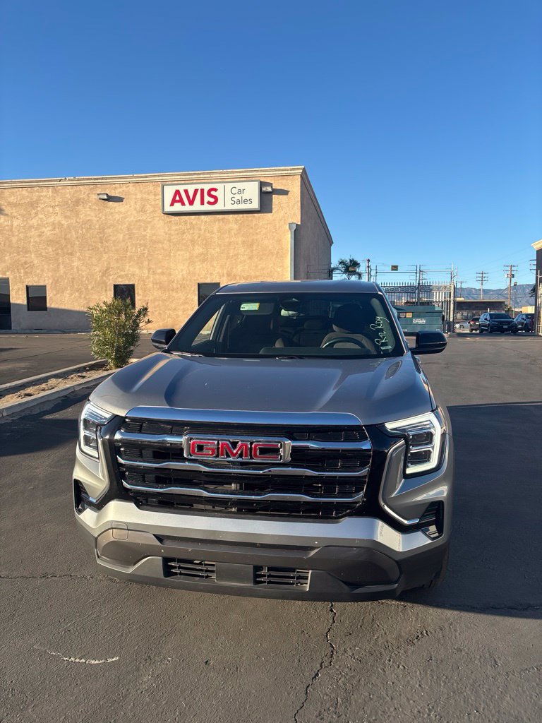 Used 2026 GMC Terrain Elevation AWD/4WD image 2