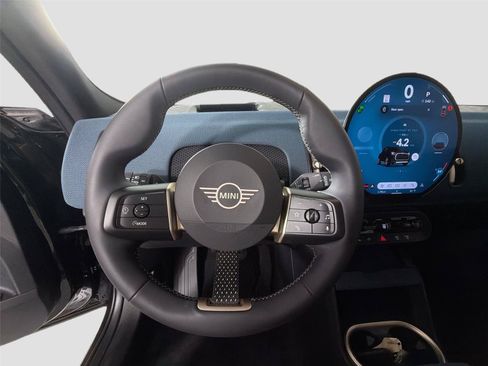 Used 2025 MINI Cooper Countryman S w/ Comfort Package Max AWD/4WD image 11