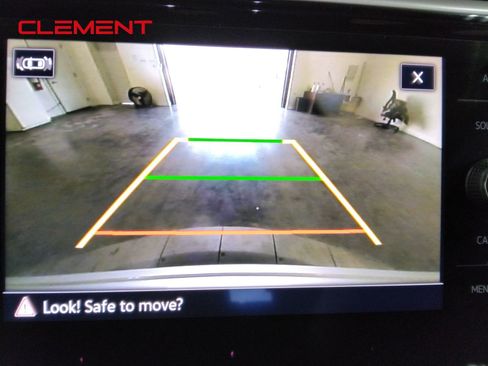 Used 2022 Volkswagen Atlas Cross Sport SE image 28