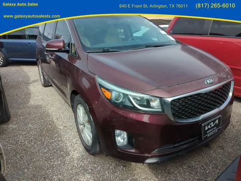Used 2016 Kia Sedona EX image 6