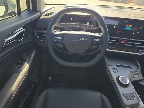 New 2026 Kia Sportage SX Prestige image 16