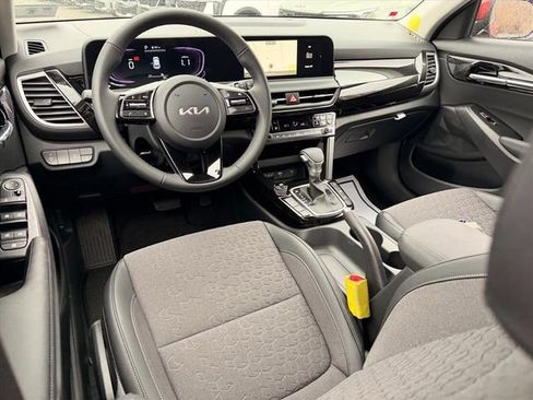 New 2026 Kia Seltos S AWD/4WD image 4