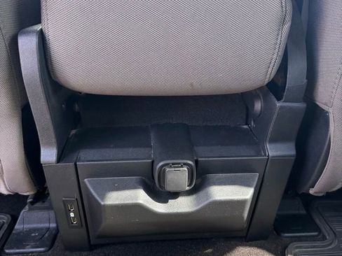 Used 2018 Ford F150 XLT w/ Trailer Tow Package AWD/4WD image 9
