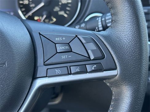 Certified 2020 Nissan Rogue SV image 27