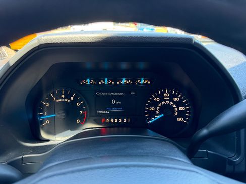 Used 2017 Ford F150 XL w/ Equipment Group 101A Mid AWD/4WD image 30