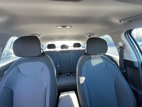 Used 2025 Kia K4 LXS image 27