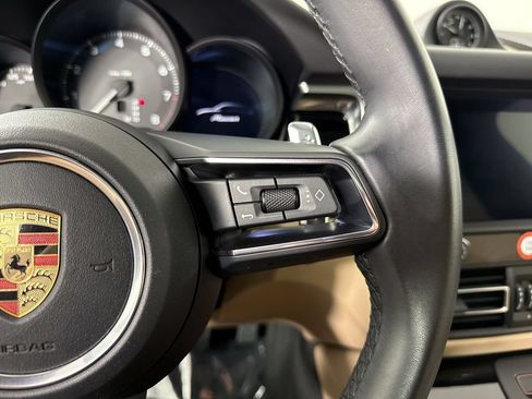 Certified 2023 Porsche Macan w/ Premium Package Plus AWD/4WD image 39