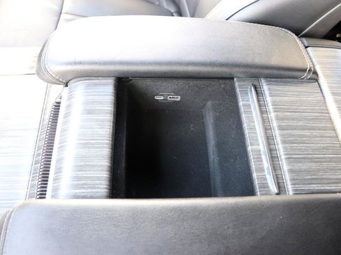 Used 2024 Jeep Wagoneer L Series II w/ Flexible Seating Group AWD/4WD image 48