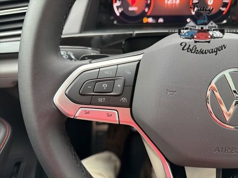 New 2026 Volkswagen Atlas Peak Edition image 15