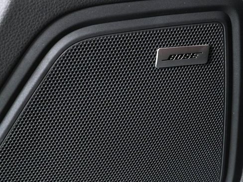 New 2026 Porsche Macan Turbo image 7