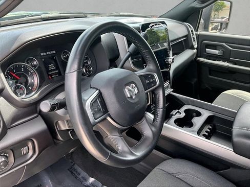 Used 2024 RAM 2500 Big Horn w/ Night Edition AWD/4WD image 14