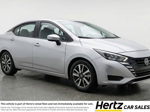 Used 2025 Nissan Versa SV FWD image 1