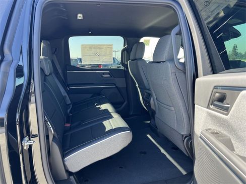 New 2026 GMC Sierra EV Elevation image 28