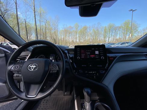 Used 2024 Toyota Camry SE image 22