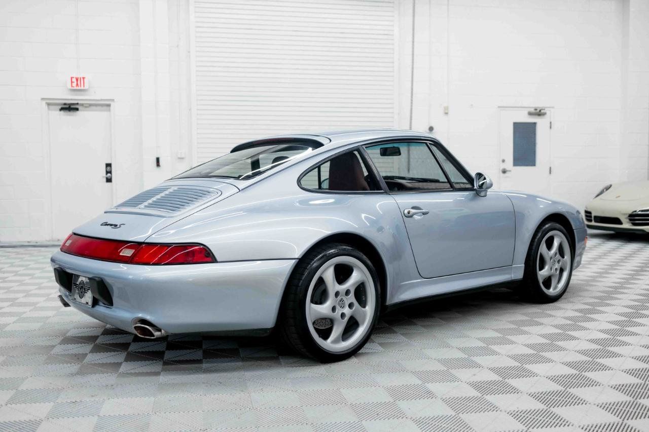 Used 1998 Porsche 911 Carrera S RWD image 9