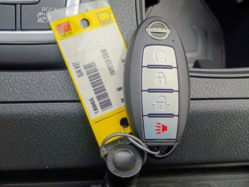 New 2026 Nissan Frontier PRO-4X w/ Tow Package image 32