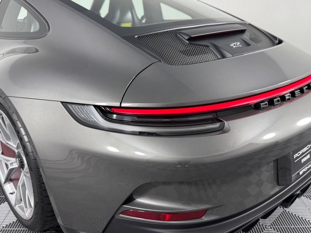 Certified 2023 Porsche 911 GT3 RWD image 12