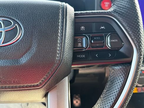 Used 2024 Toyota Tacoma TRD Off-Road image 19