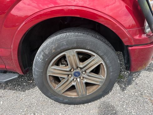 Used 2019 Ford F150 XLT w/ Equipment Group 302A Luxury image 18