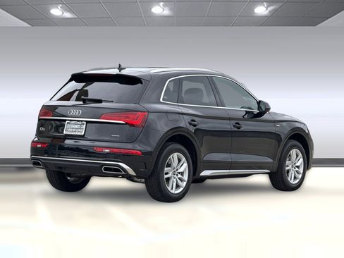 Used 2023 Audi Q5 2.0T Premium w/ Convenience Package AWD/4WD image 8