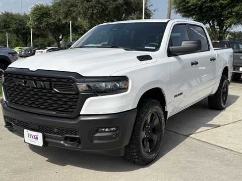 Used 2025 RAM 1500 Warlock AWD/4WD image 10
