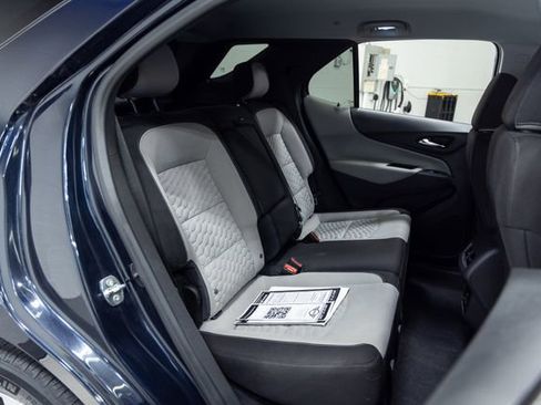 Used 2021 Chevrolet Equinox LS w/ LS Convenience Package FWD image 23