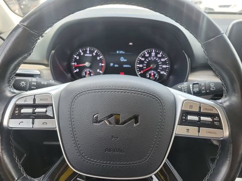 Used 2022 Kia Telluride EX w/ EX Premium Package AWD/4WD image 32