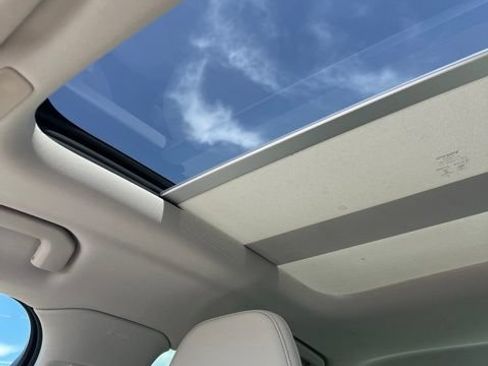 Used 2019 Volvo S60 T5 Momentum FWD image 23
