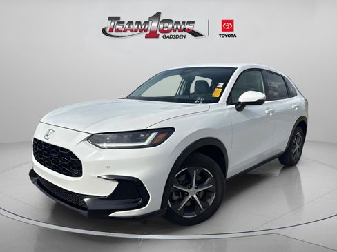 Used 2023 Honda HR-V EX-L image 6