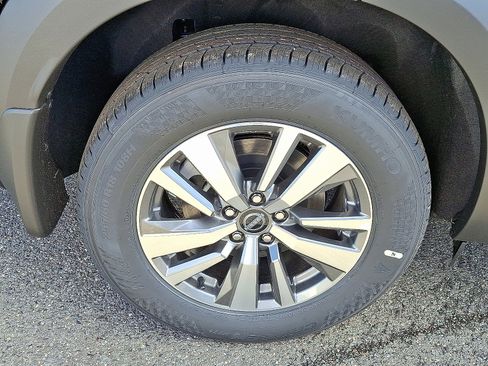 New 2025 Nissan Pathfinder SL w/ Cargo Package image 5