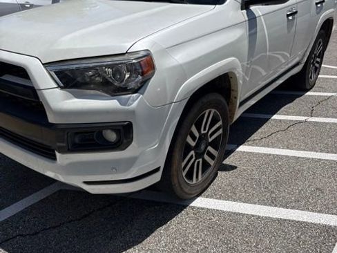 Used 2016 Toyota 4Runner Limited AWD/4WD image 2