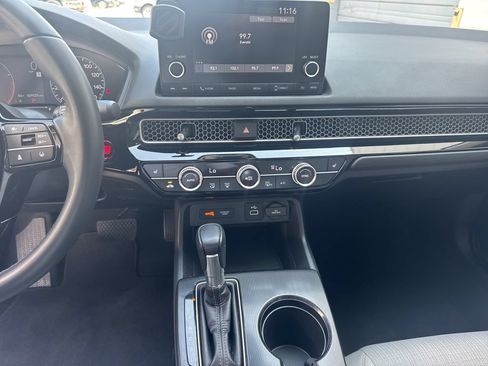 Used 2023 Honda Civic EX image 28