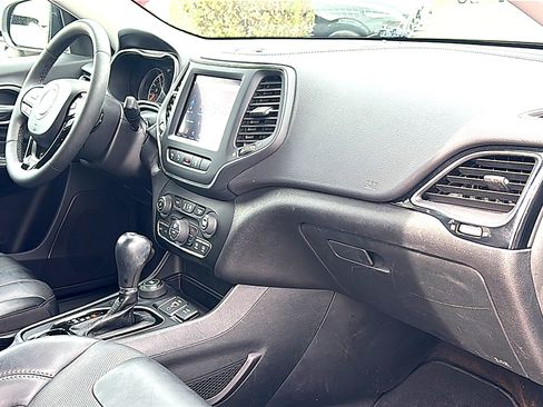 Used 2023 Jeep Cherokee Altitude Lux AWD/4WD image 22