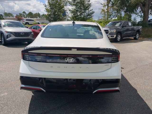 New 2025 Hyundai Sonata SEL FWD image 6