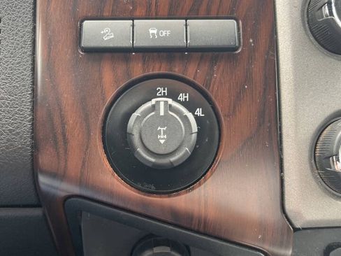 Used 2016 Ford F250 Lariat w/ Lariat Interior Package AWD/4WD image 25