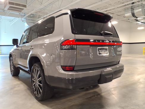 New 2025 Lexus GX 550 AWD/4WD image 14