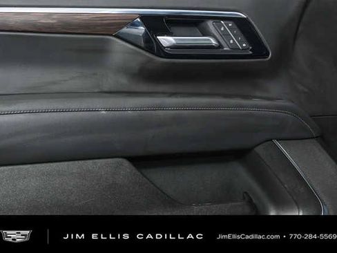 Used 2025 Chevrolet Tahoe LT AWD/4WD image 6