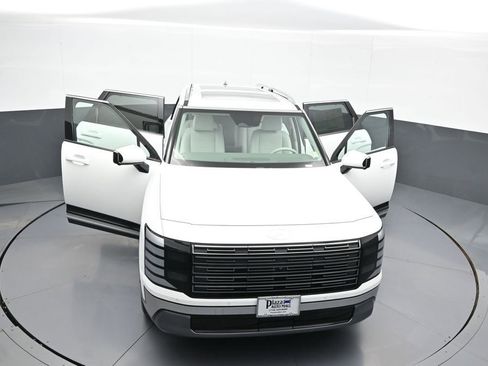 Used 2026 Hyundai Palisade Limited image 53